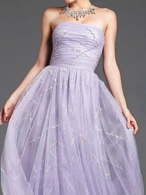 Mignon Strapless Lilac Tulle Ball Gown